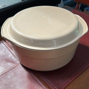 LARGE Anchor Hocking Tan Baking Dish PM480-TI 5 qt Microwave Dutch Oven w/lid